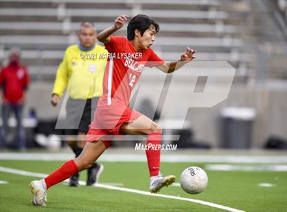 Thumbnail 2 in Humble vs. Bellaire (CFISD Soccer Showcase) photogallery.