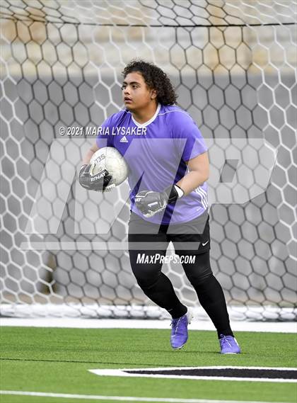 Thumbnail 2 in Humble vs. Bellaire (CFISD Soccer Showcase) photogallery.