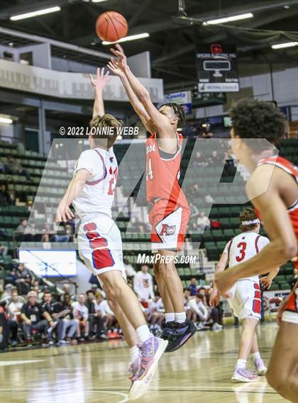Thumbnail 2 in Amherst Central vs New Hartford (NYSPHSAA Class A Semifinal) photogallery.
