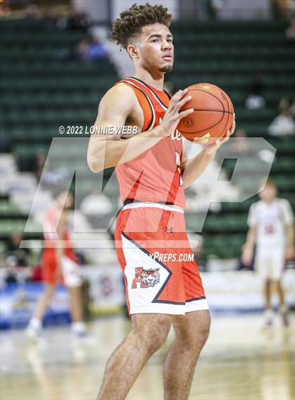 Thumbnail 2 in Amherst Central vs New Hartford (NYSPHSAA Class A Semifinal) photogallery.