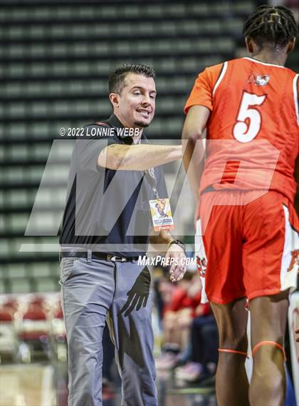 Thumbnail 3 in Amherst Central vs New Hartford (NYSPHSAA Class A Semifinal) photogallery.