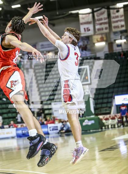 Thumbnail 1 in Amherst Central vs New Hartford (NYSPHSAA Class A Semifinal) photogallery.