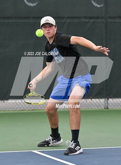 Thumbnail 1 in Peaster vs Wall (UIL 3A Boys Doubles State Finals) photogallery.