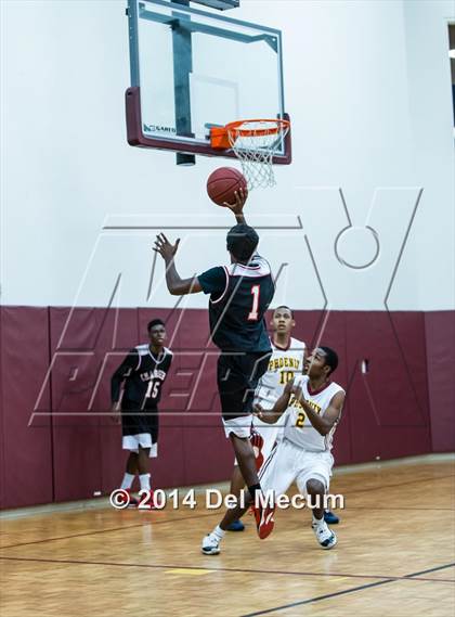 Thumbnail 3 in Strawberry Crest @ Brooks DeBartolo Collegiate photogallery.