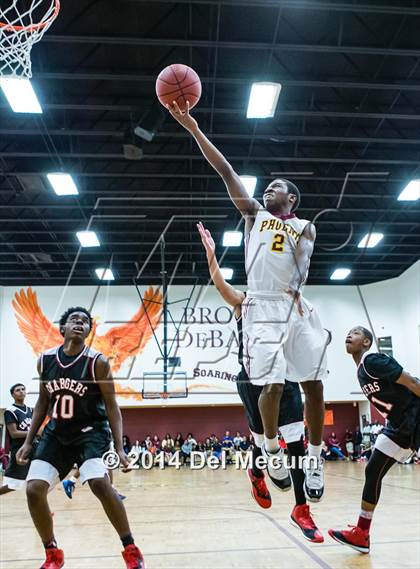 Thumbnail 1 in Strawberry Crest @ Brooks DeBartolo Collegiate photogallery.