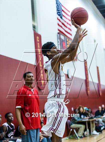 Thumbnail 1 in Strawberry Crest @ Brooks DeBartolo Collegiate photogallery.