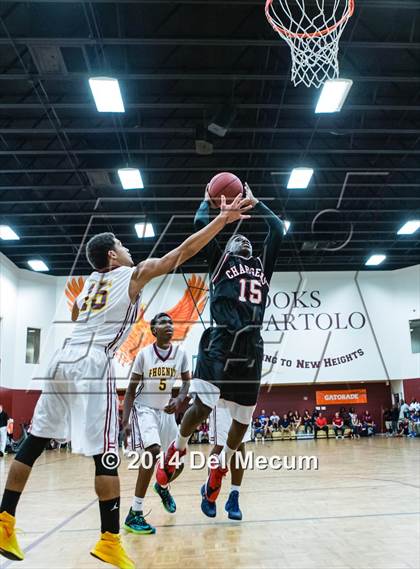 Thumbnail 2 in Strawberry Crest @ Brooks DeBartolo Collegiate photogallery.