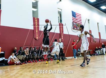 Thumbnail 2 in Strawberry Crest @ Brooks DeBartolo Collegiate photogallery.
