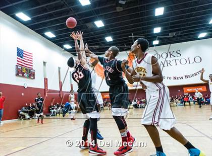 Thumbnail 1 in Strawberry Crest @ Brooks DeBartolo Collegiate photogallery.