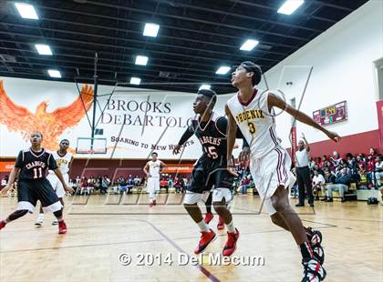 Thumbnail 1 in Strawberry Crest @ Brooks DeBartolo Collegiate photogallery.