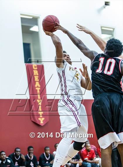 Thumbnail 1 in Strawberry Crest @ Brooks DeBartolo Collegiate photogallery.