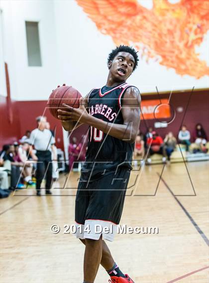 Thumbnail 1 in Strawberry Crest @ Brooks DeBartolo Collegiate photogallery.