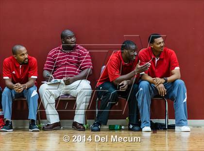 Thumbnail 2 in Strawberry Crest @ Brooks DeBartolo Collegiate photogallery.