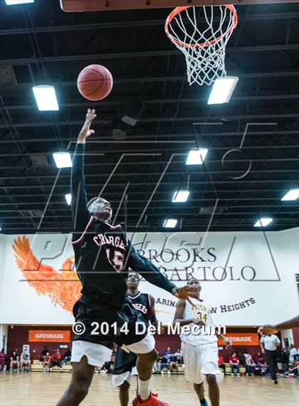 Thumbnail 3 in Strawberry Crest @ Brooks DeBartolo Collegiate photogallery.
