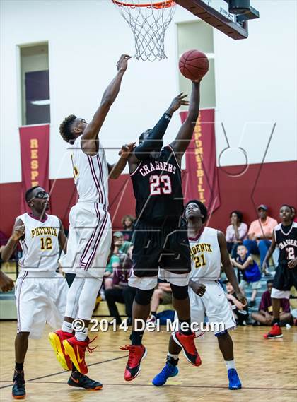 Thumbnail 1 in Strawberry Crest @ Brooks DeBartolo Collegiate photogallery.