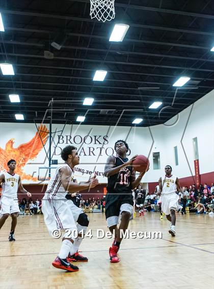 Thumbnail 2 in Strawberry Crest @ Brooks DeBartolo Collegiate photogallery.