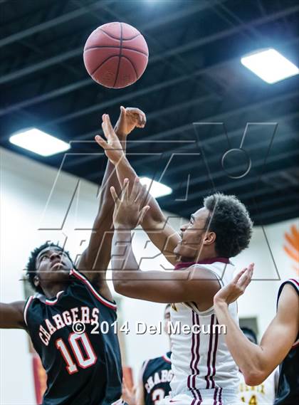 Thumbnail 2 in Strawberry Crest @ Brooks DeBartolo Collegiate photogallery.