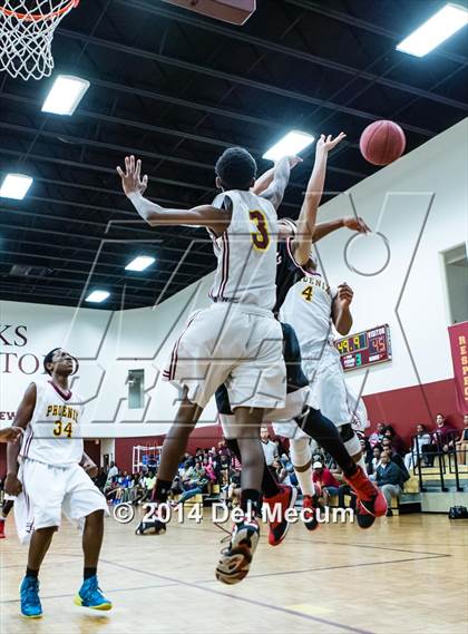 Thumbnail 3 in Strawberry Crest @ Brooks DeBartolo Collegiate photogallery.