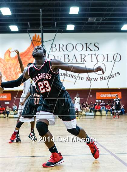 Thumbnail 1 in Strawberry Crest @ Brooks DeBartolo Collegiate photogallery.