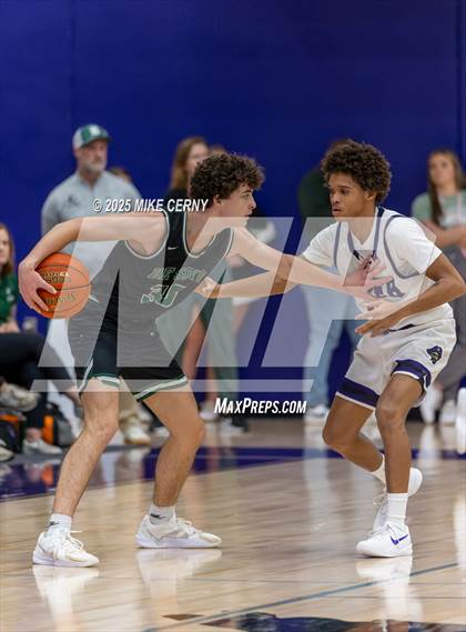 Thumbnail 2 in De Soto @ Piper (KSHSAA 5A Sub-State #2 Final) photogallery.