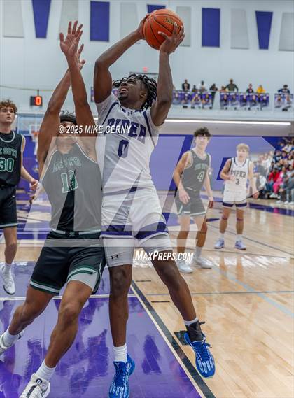 Thumbnail 2 in De Soto @ Piper (KSHSAA 5A Sub-State #2 Final) photogallery.