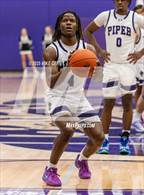 Photo from the gallery "De Soto @ Piper (KSHSAA 5A Sub-State #2 Final)"