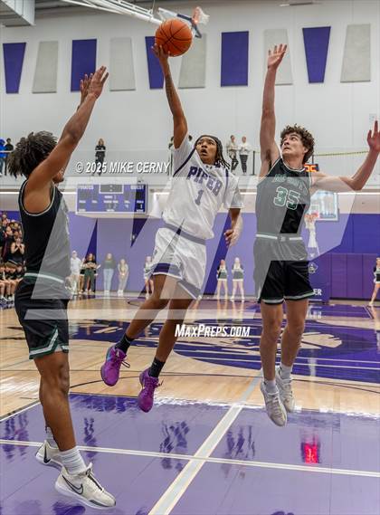 Thumbnail 3 in De Soto @ Piper (KSHSAA 5A Sub-State #2 Final) photogallery.