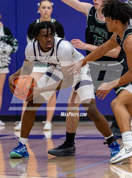 Thumbnail 1 in De Soto @ Piper (KSHSAA 5A Sub-State #2 Final) photogallery.