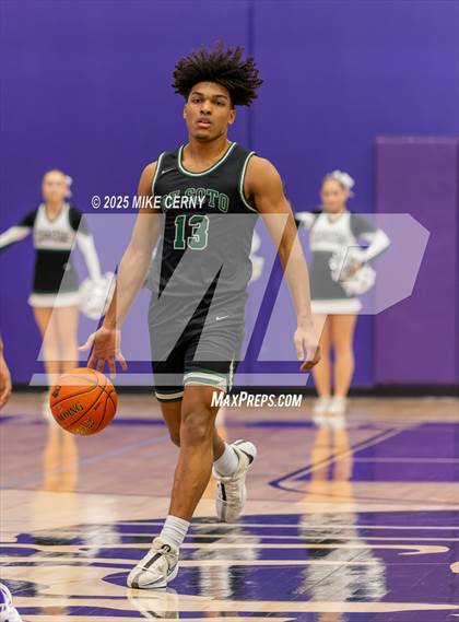 Thumbnail 2 in De Soto @ Piper (KSHSAA 5A Sub-State #2 Final) photogallery.