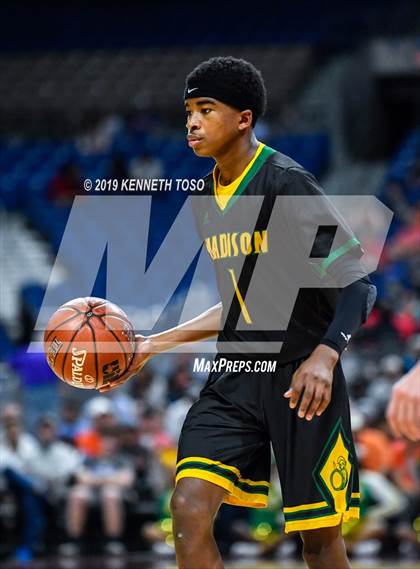 Thumbnail 2 in Brock vs. Madison (UIL 3A Final) photogallery.
