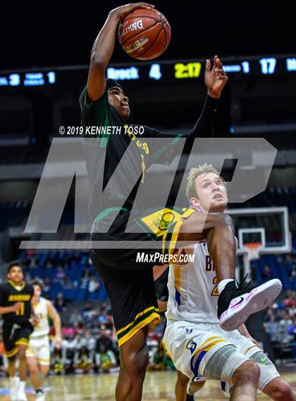 Thumbnail 1 in Brock vs. Madison (UIL 3A Final) photogallery.