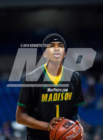 Thumbnail 3 in Brock vs. Madison (UIL 3A Final) photogallery.