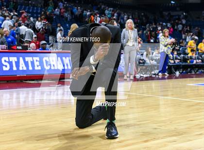 Thumbnail 3 in Brock vs. Madison (UIL 3A Final) photogallery.
