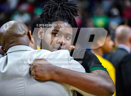 Thumbnail 1 in Brock vs. Madison (UIL 3A Final) photogallery.