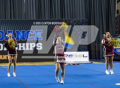 Thumbnail 3 in Winslow - Cheer (AIA Division III Prelims) photogallery.
