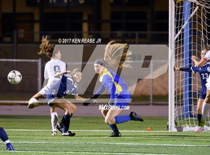 Thumbnail 3 in Norwin vs. Conestoga Valley (PIAA Class 4A Semifinal) photogallery.