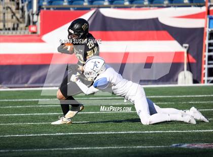 Thumbnail 3 in Bishop Fenwick vs. Ashland (MIAA D6 Final) photogallery.