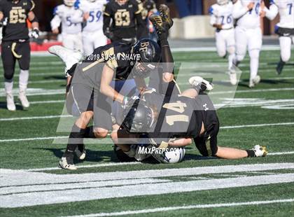 Thumbnail 3 in Bishop Fenwick vs. Ashland (MIAA D6 Final) photogallery.