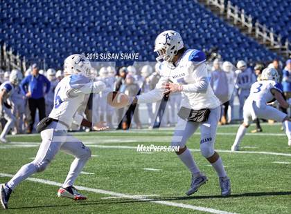 Thumbnail 2 in Bishop Fenwick vs. Ashland (MIAA D6 Final) photogallery.