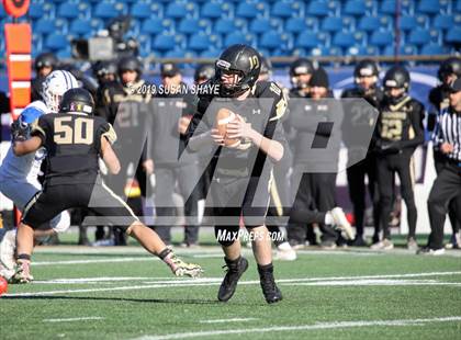 Thumbnail 1 in Bishop Fenwick vs. Ashland (MIAA D6 Final) photogallery.