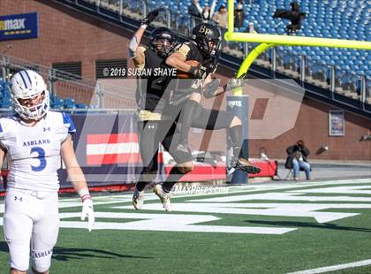 Thumbnail 2 in Bishop Fenwick vs. Ashland (MIAA D6 Final) photogallery.