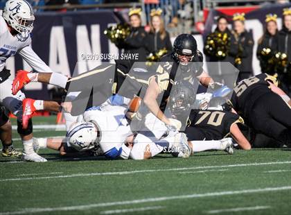 Thumbnail 2 in Bishop Fenwick vs. Ashland (MIAA D6 Final) photogallery.