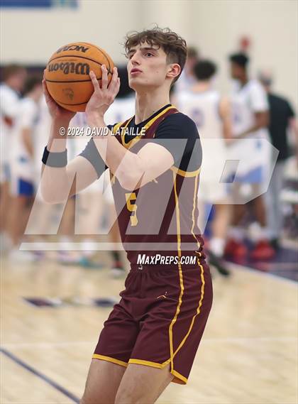 Thumbnail 3 in Windsor vs. Cherry Creek photogallery.