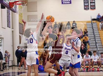 Thumbnail 2 in Windsor vs. Cherry Creek photogallery.