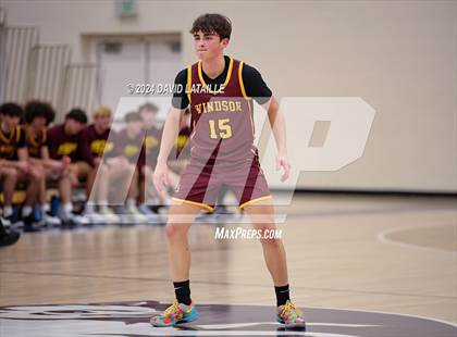 Thumbnail 3 in Windsor vs. Cherry Creek photogallery.
