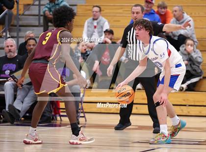 Thumbnail 1 in Windsor vs. Cherry Creek photogallery.