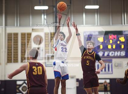 Thumbnail 2 in Windsor vs. Cherry Creek photogallery.