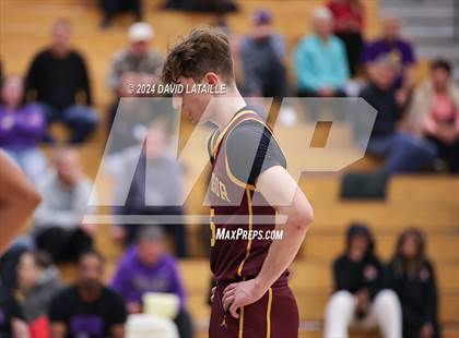 Thumbnail 1 in Windsor vs. Cherry Creek photogallery.
