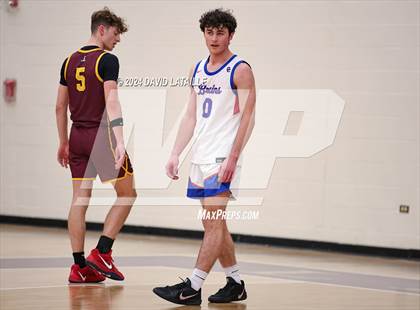 Thumbnail 1 in Windsor vs. Cherry Creek photogallery.