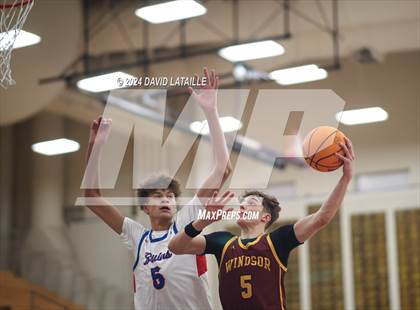 Thumbnail 2 in Windsor vs. Cherry Creek photogallery.